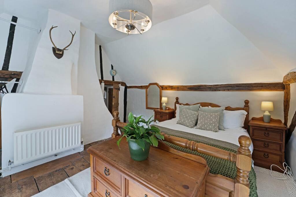 Local Walks Pub Gardens Pet Friendly Landscaped Gardens And Free Private Parking Villa Doddington  Kültér fotó