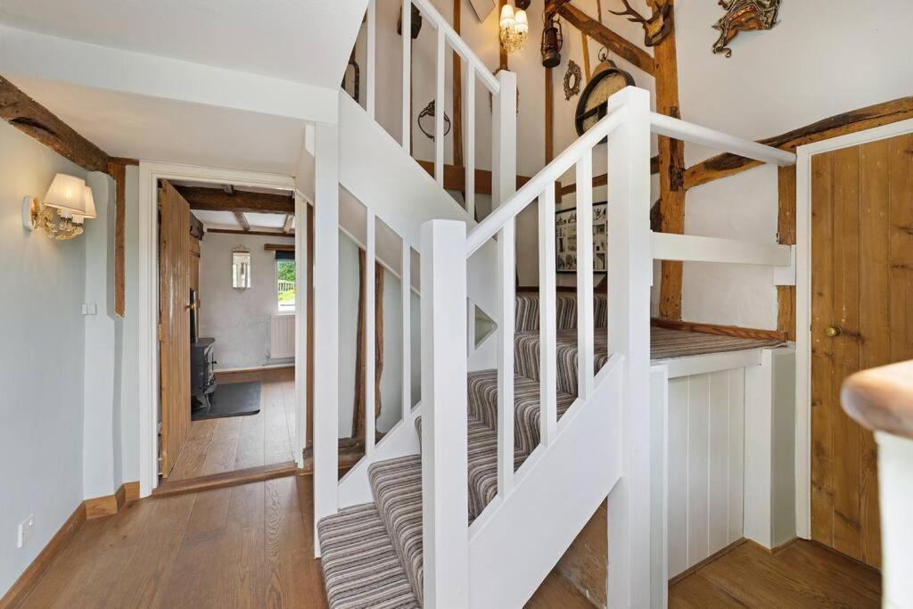 Local Walks Pub Gardens Pet Friendly Landscaped Gardens And Free Private Parking Villa Doddington  Kültér fotó