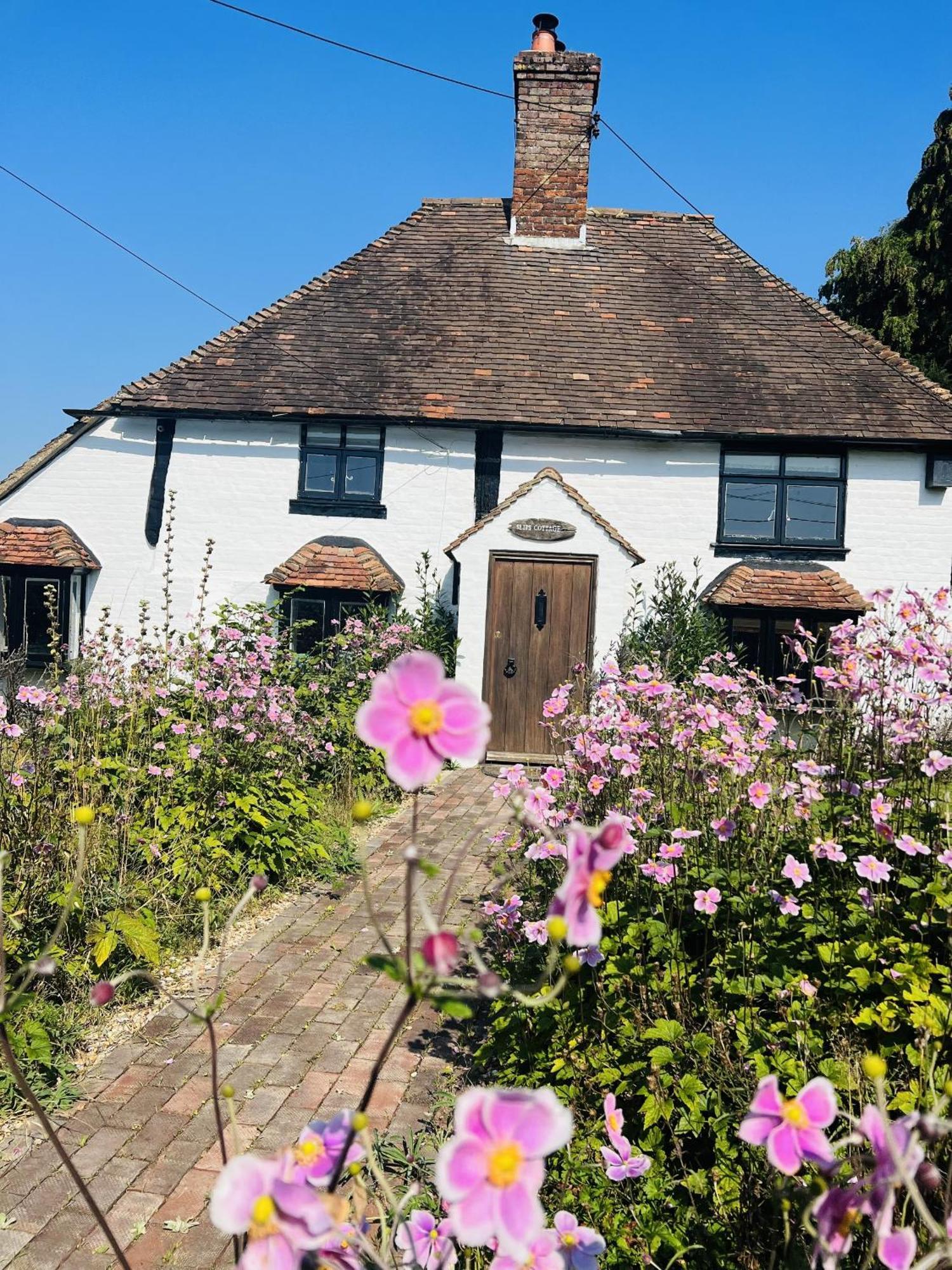 Local Walks Pub Gardens Pet Friendly Landscaped Gardens And Free Private Parking Villa Doddington  Kültér fotó